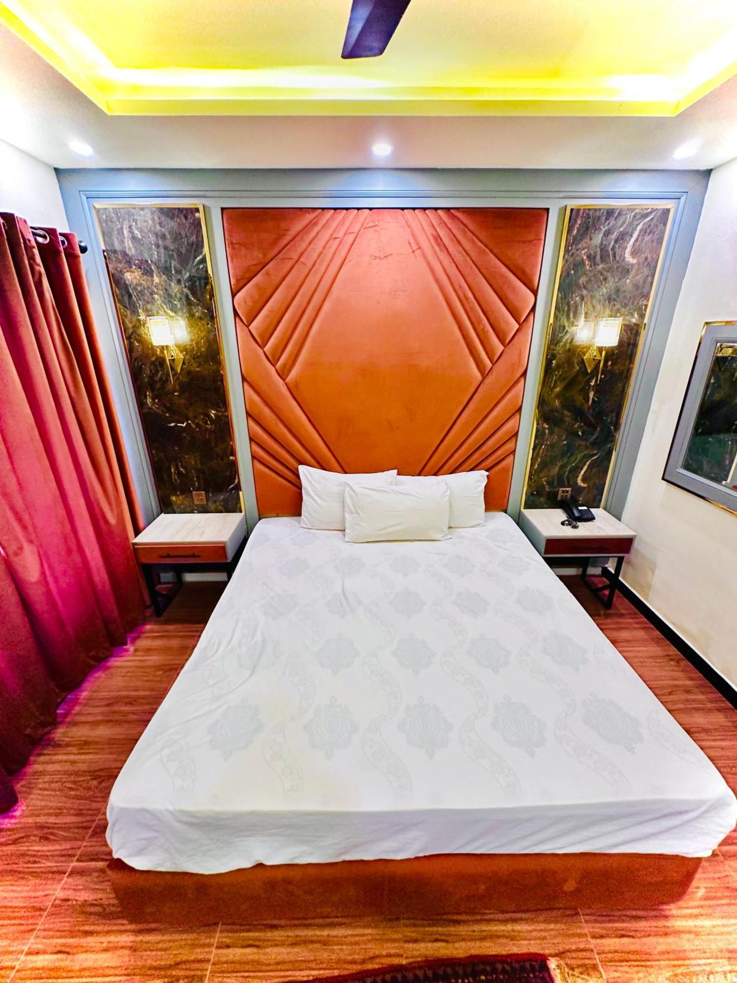 Blue Moon Continental Hotell Islamabad Exteriör bild