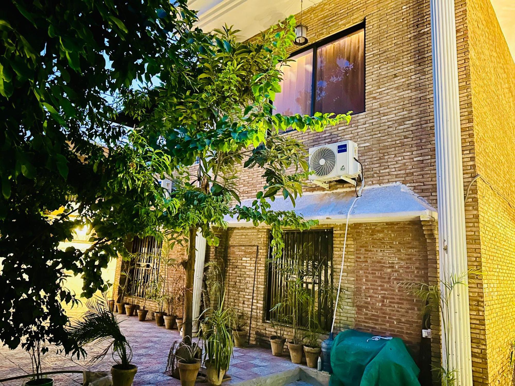 Blue Moon Continental Hotell Islamabad Exteriör bild